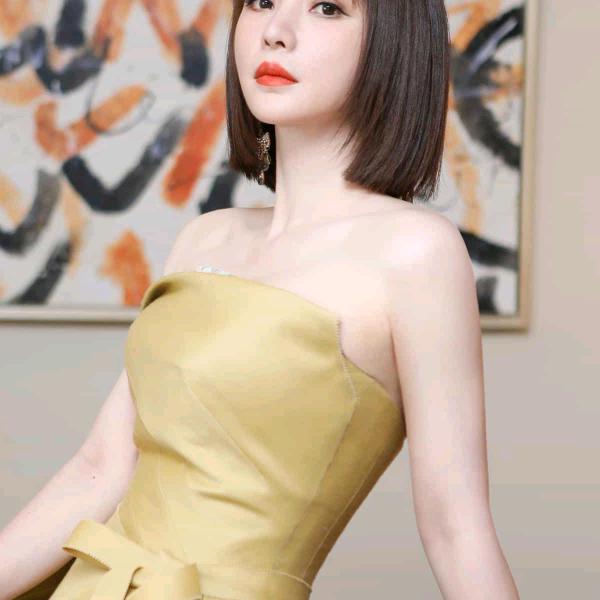 倒贴的保姆