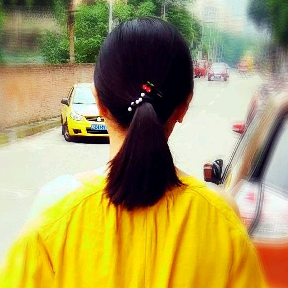 蓝格子兮兮