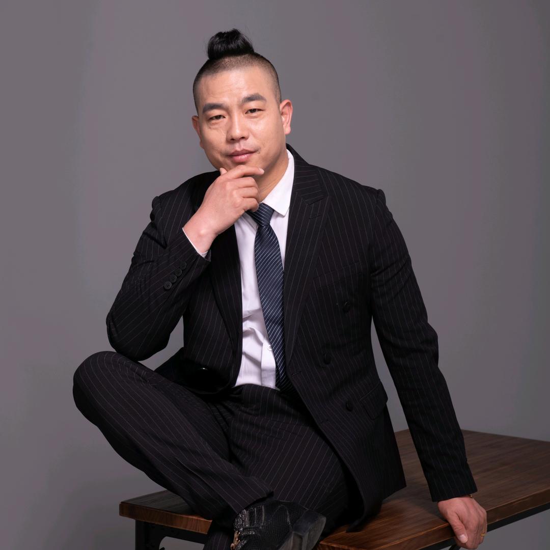 主持人小草，收徒弟