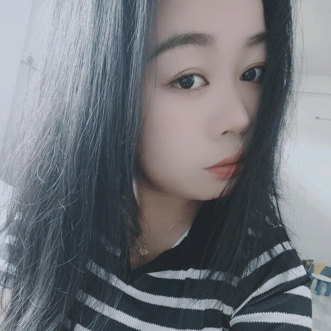 素茉°