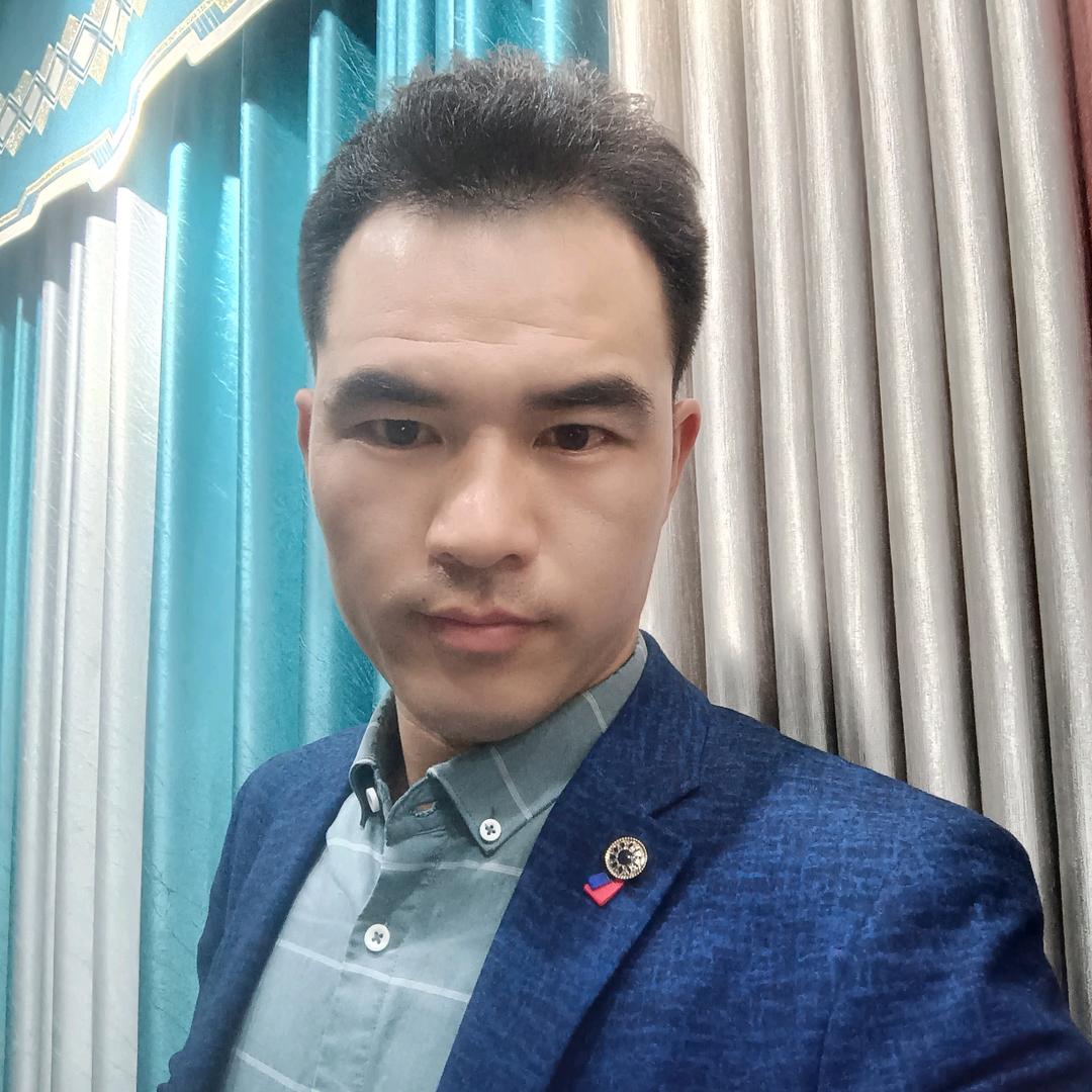 在兴国做窗帘的老邱