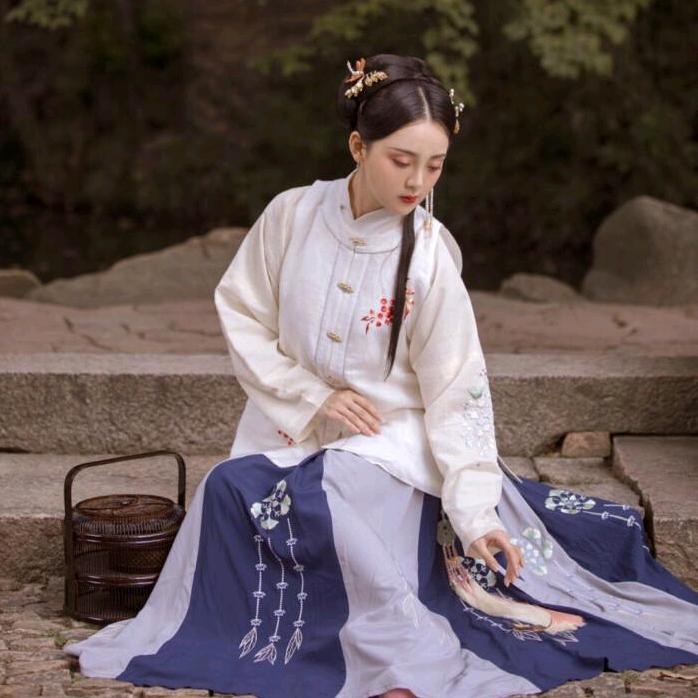 蜜齿香唇