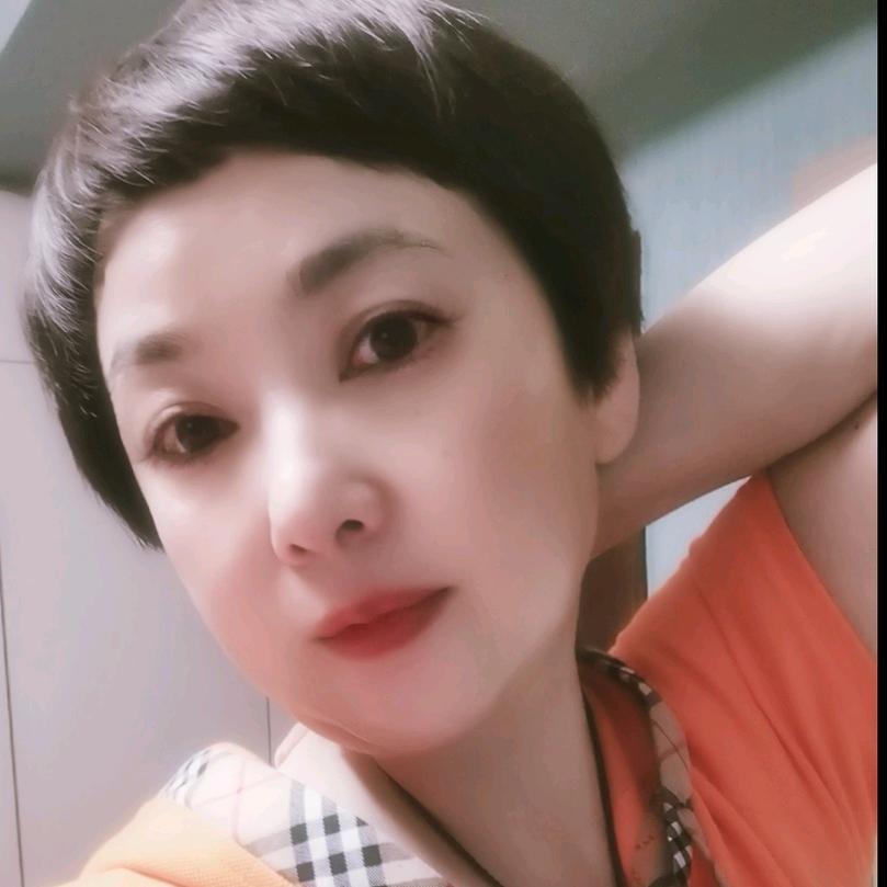 霓虹@开朗的马儿（关赞必回，拒私聊）