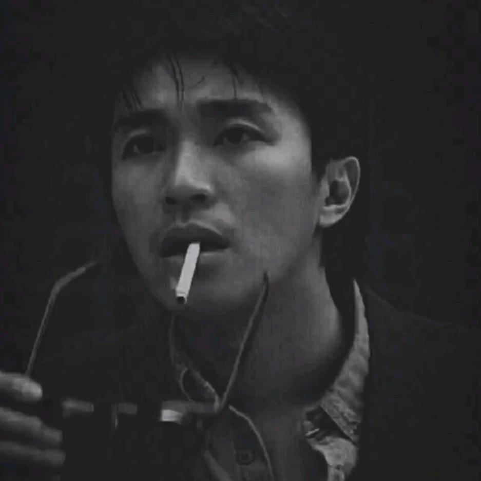 一种清醒的失控、、、