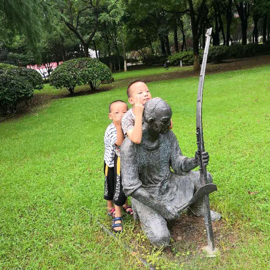 农村小伙闯社会