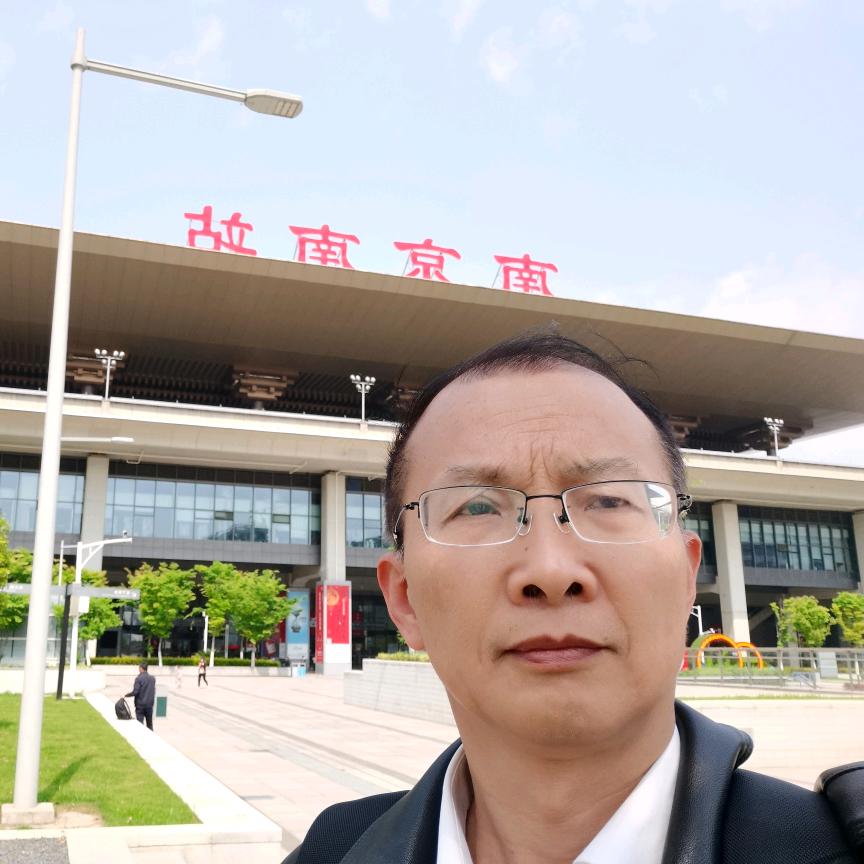 喜欢银鲹的莫家老祖头像