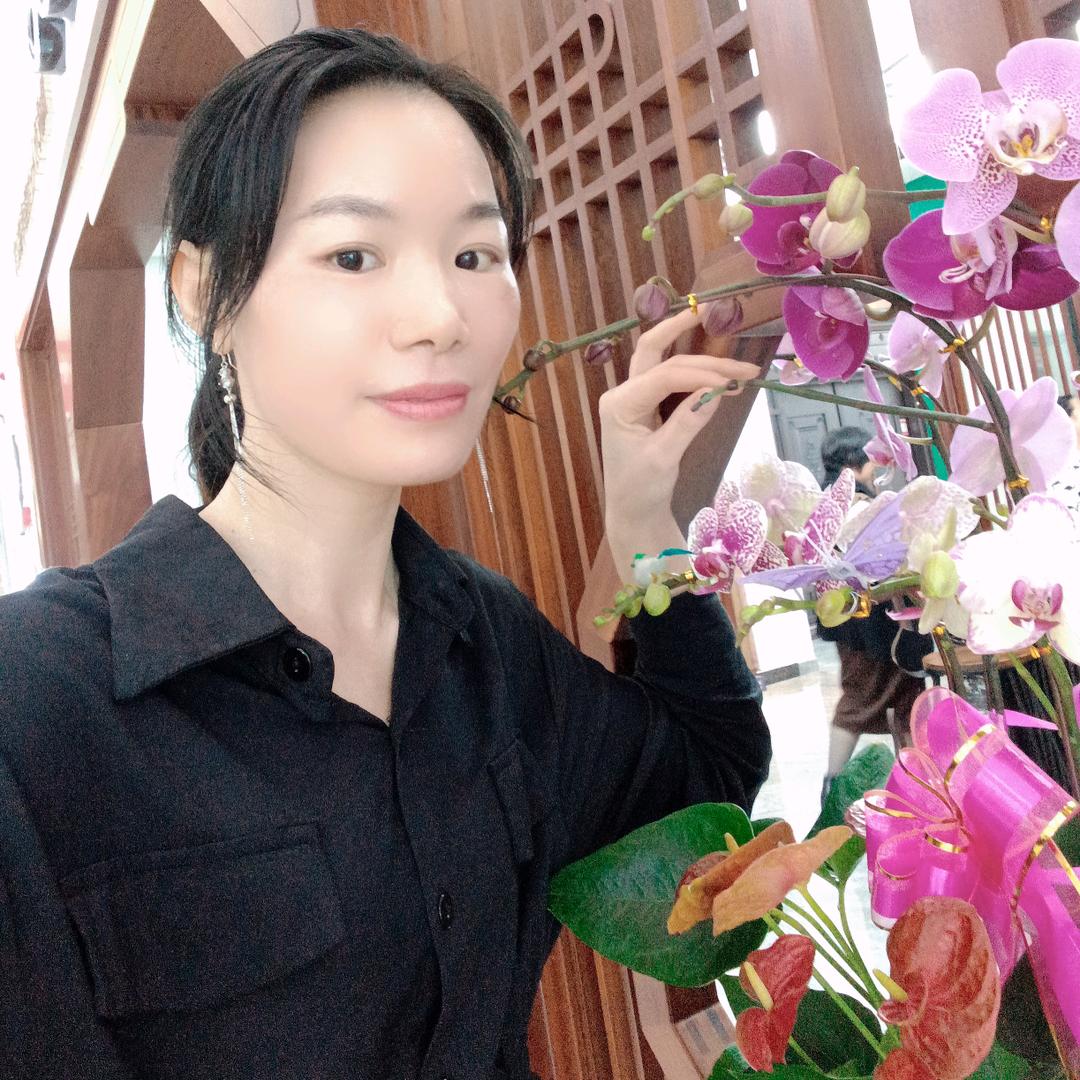 贵港深海马家居芳芳