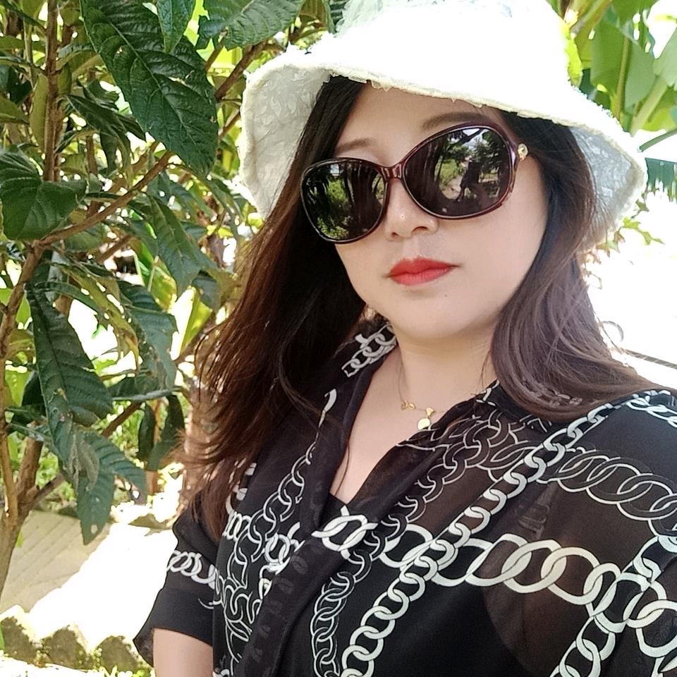 变色龙家居龚敏