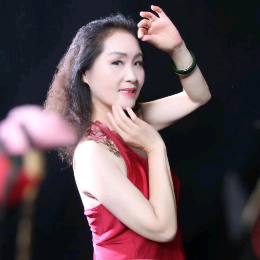 舞动人生肖红