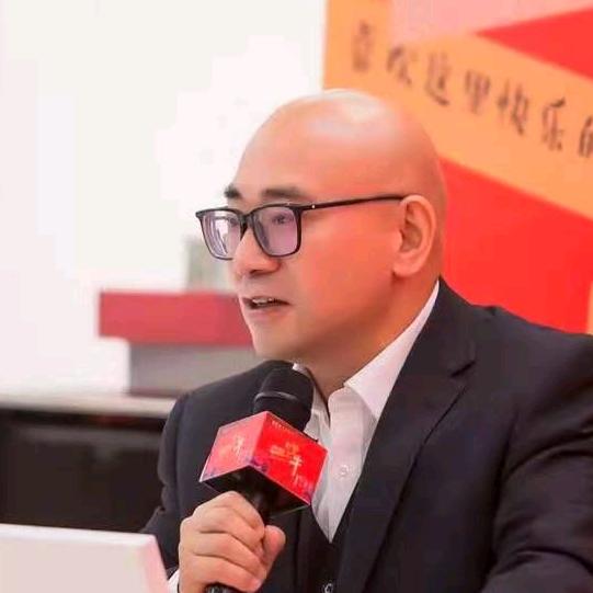 25楼的光头