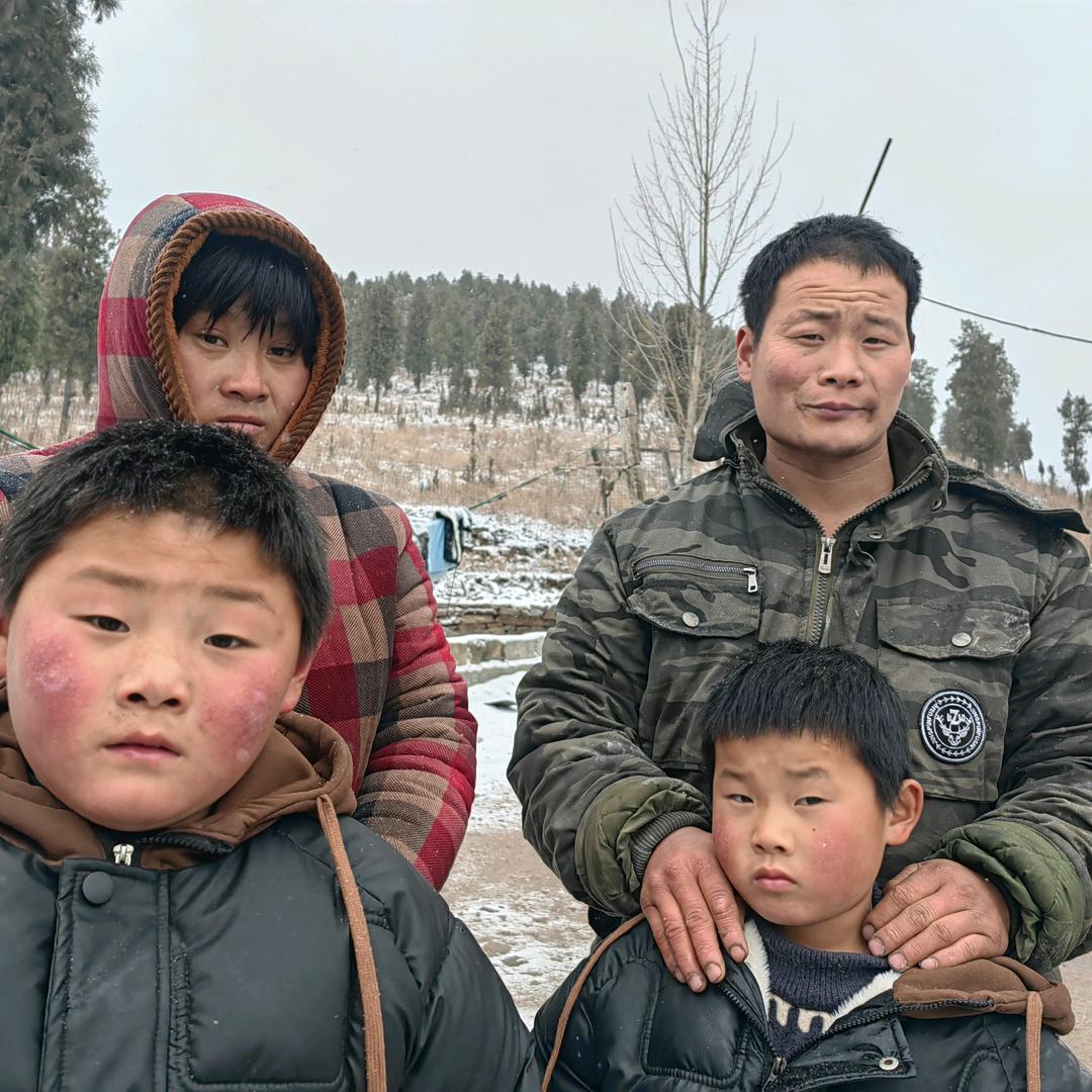 小五一家在努力