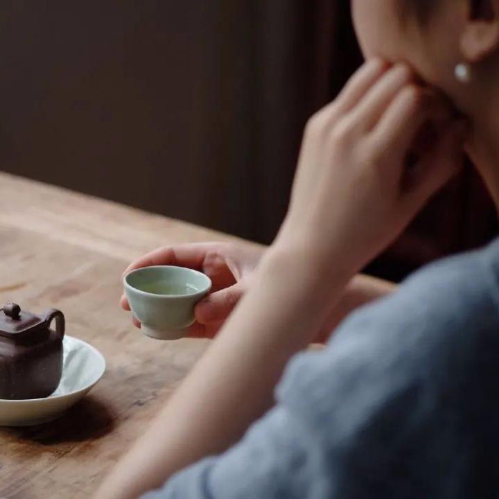 高高爱喝茶
