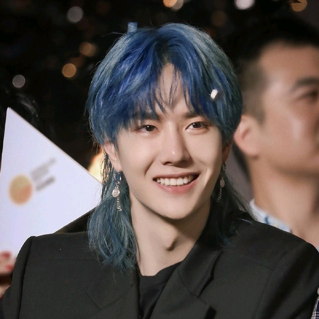 YIBO·😼
