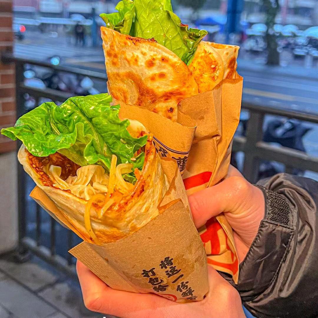 会生气的鸡蛋灌饼，爆汁烤冷面