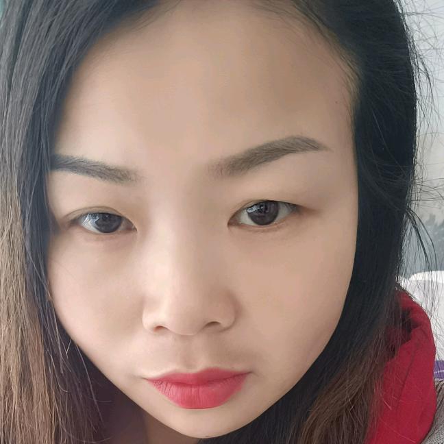 卖窗帘的小姐姐