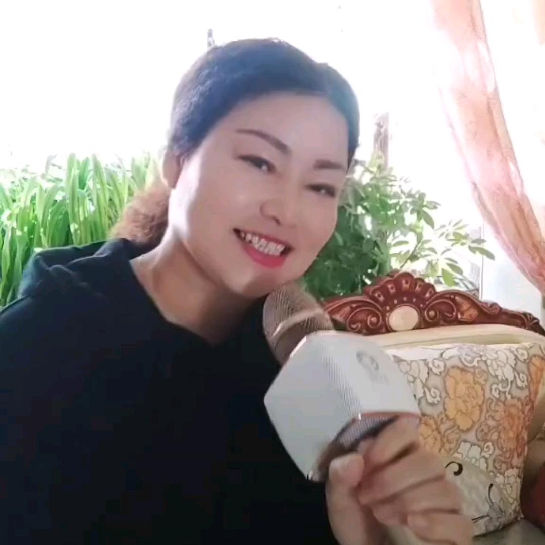 意姐 （中午12.18分开播）
