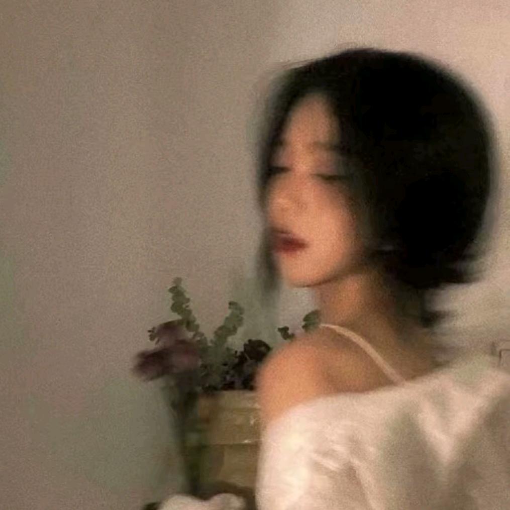 H  Y✨