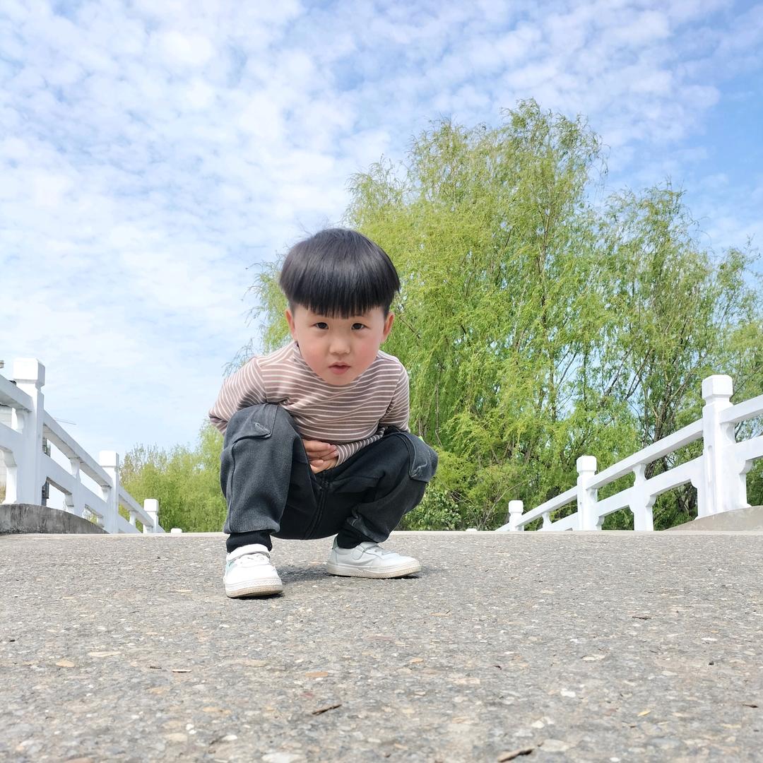 隆 💋