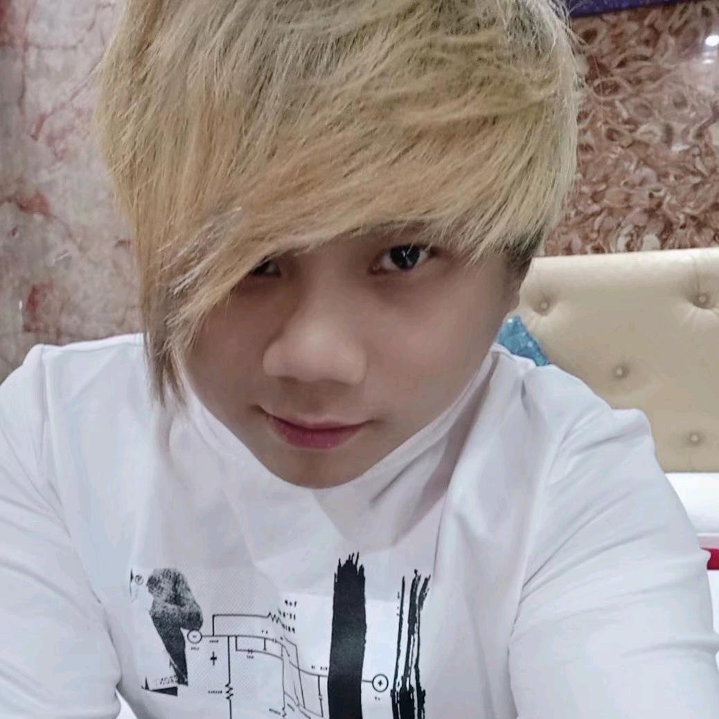 🥀এ᭄不必ꦿ谁💔懂我࿐ᩚ