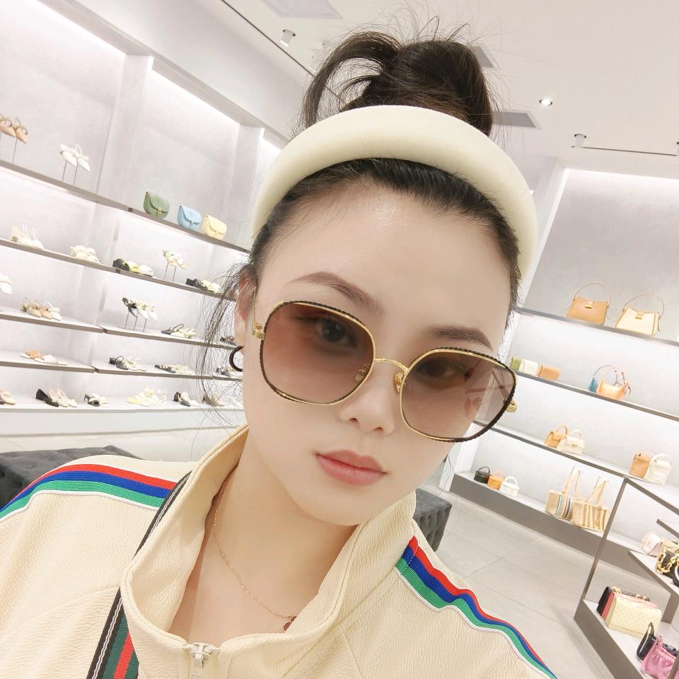爱美食的妮儿
