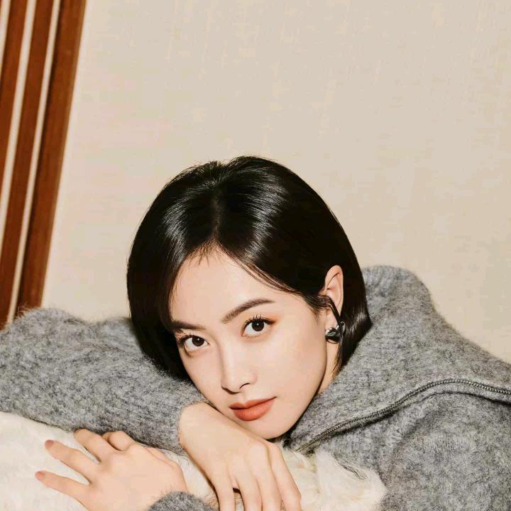 爱丽沙百货（视频同款在橱窗）