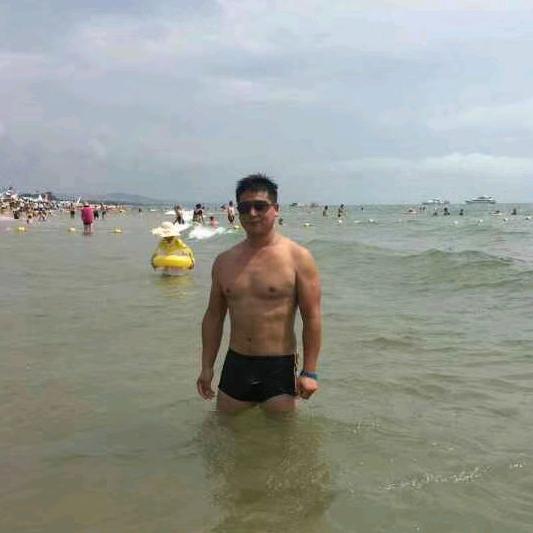 李晗