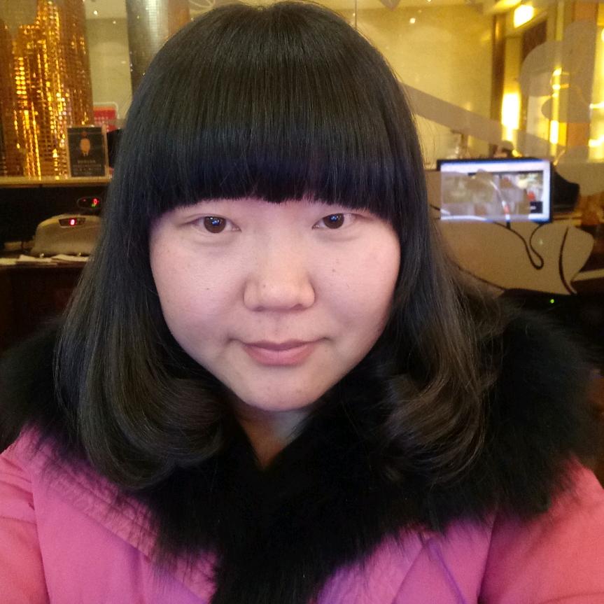 家电小姐姐周燕