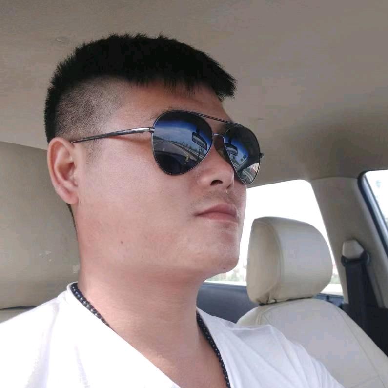 AAA王龙