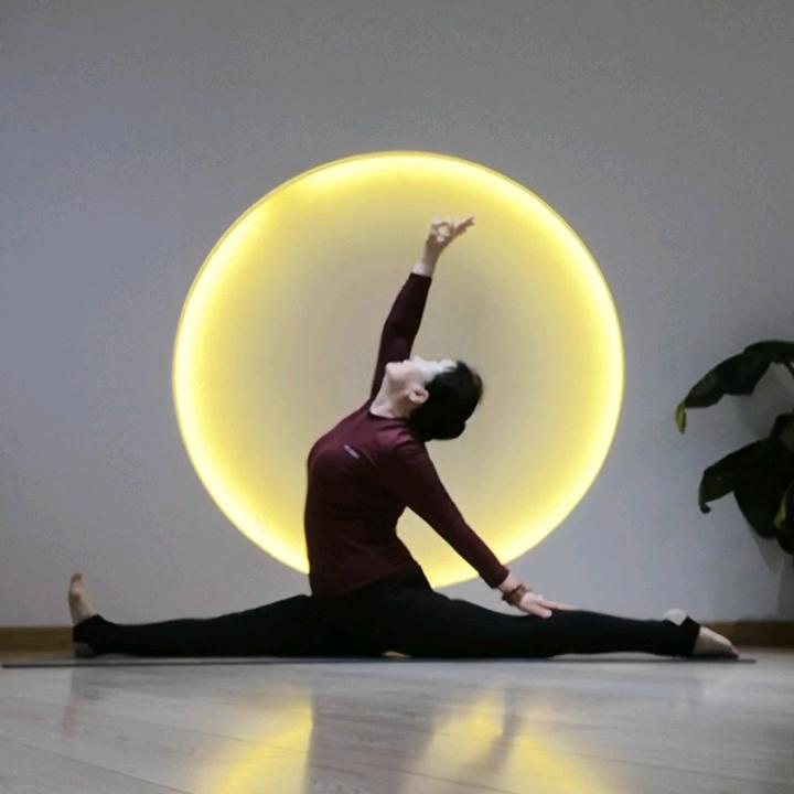 思梵瑜伽 菊菊老师