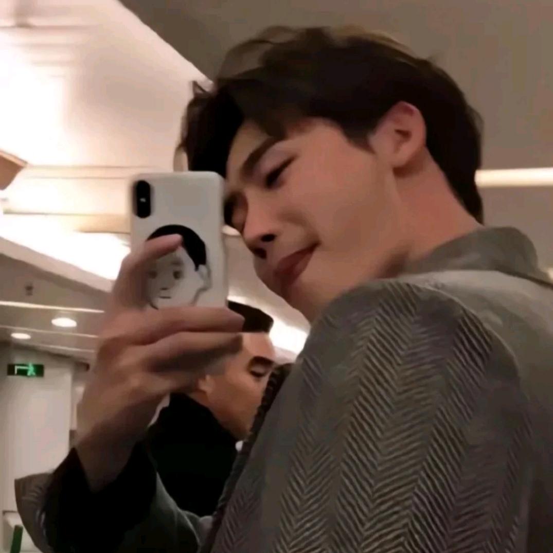 蜡笔小新眼子（上学版