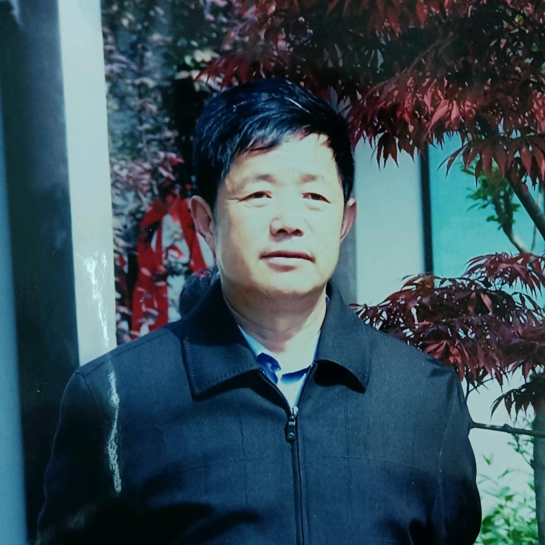 细铭