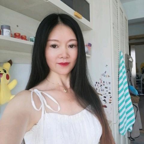 花🌸，不定时开播