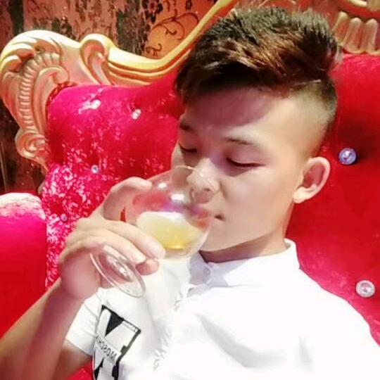 🇨🇳小明哥哥  Doi La🇧🇫