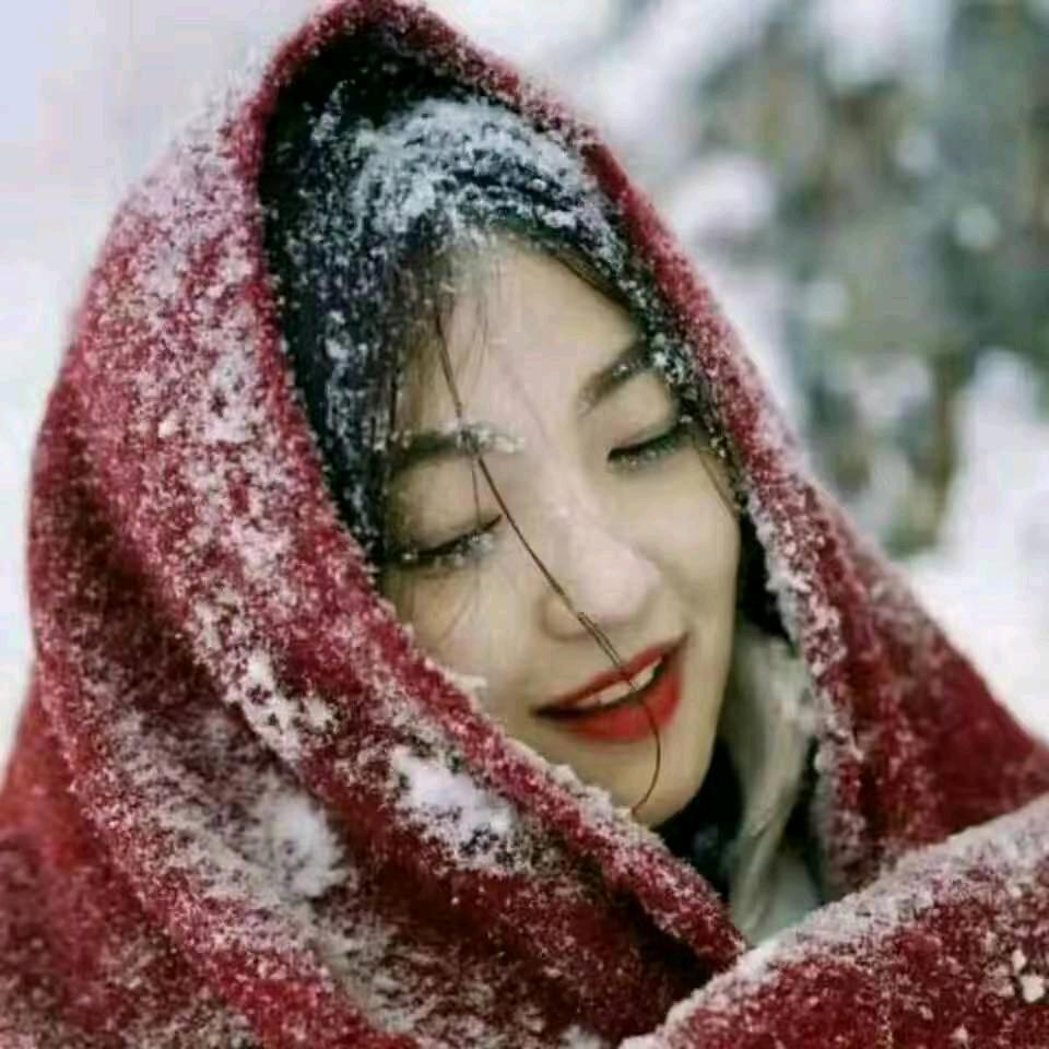 ࿐ལང་ཚོ།། 🍒