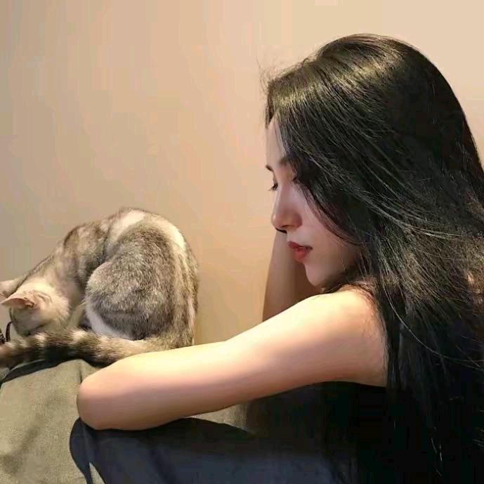 小张爱吃肉