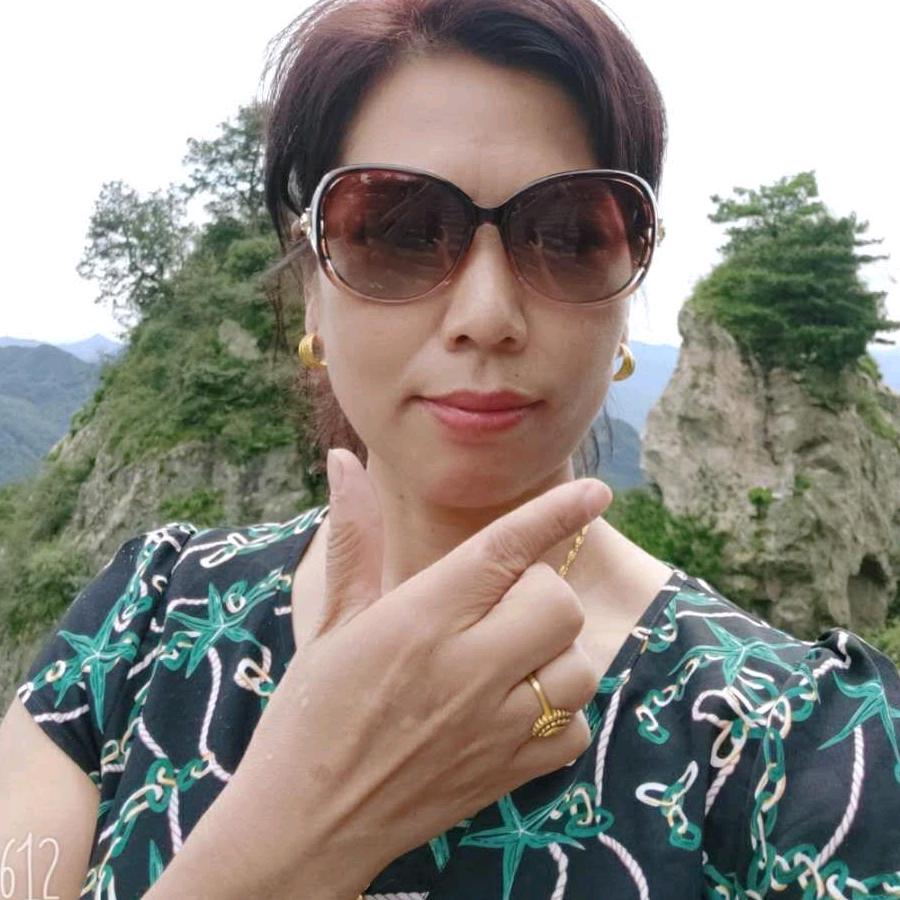 十堰德仁居门厂杨姐