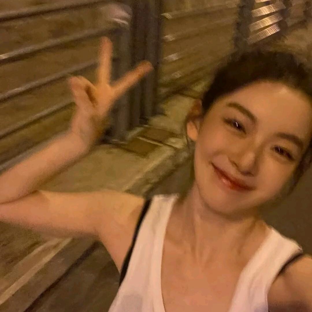 me˗ˋ♡ˎ
