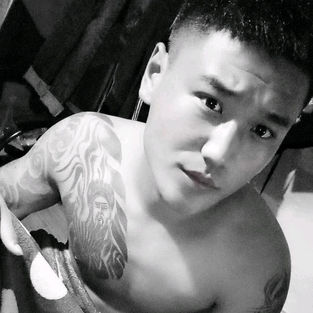A.性情中人
