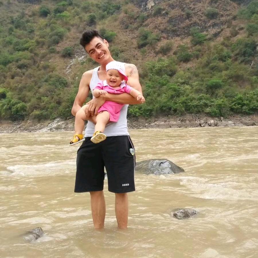 桥头河康平镇搬运工。