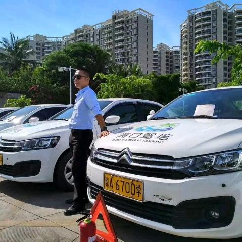 海口学车罗教练