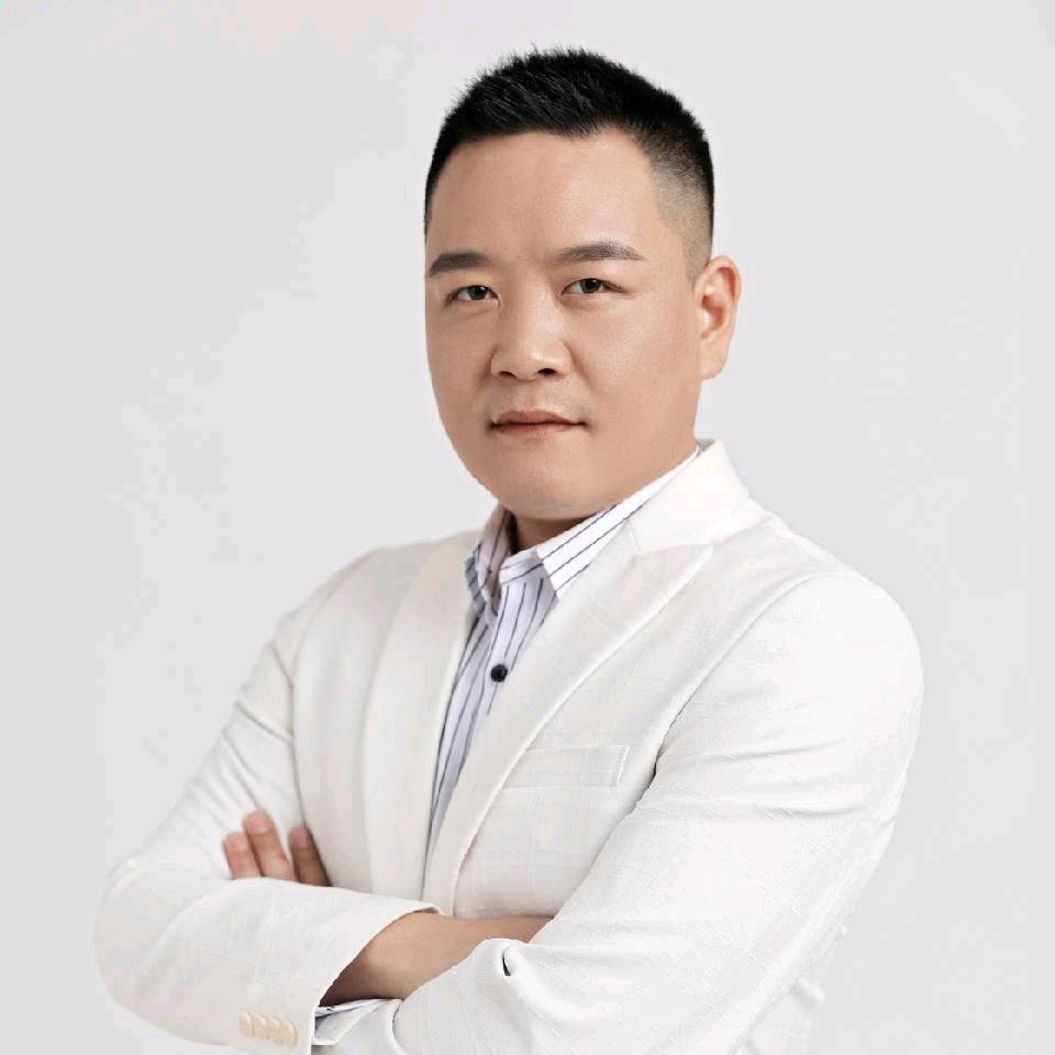 卜群辉