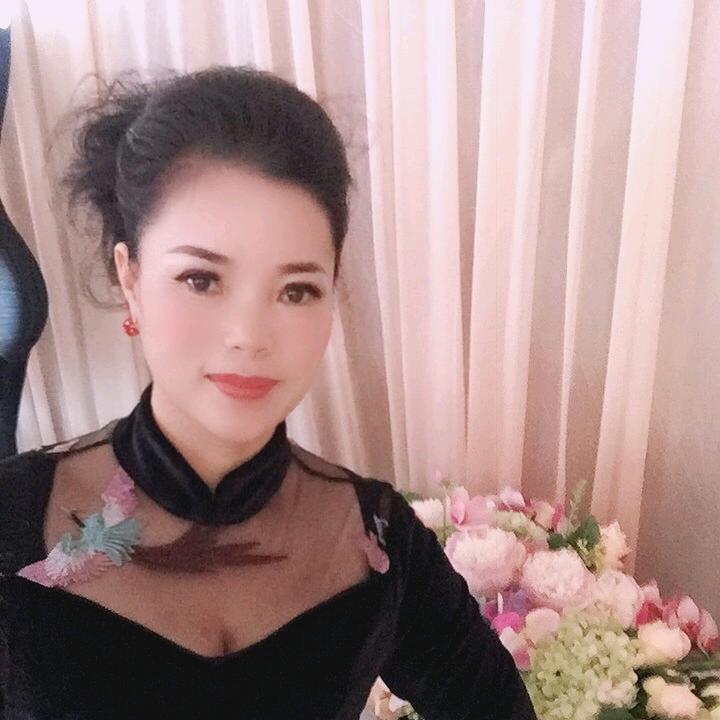 带刺的玫瑰