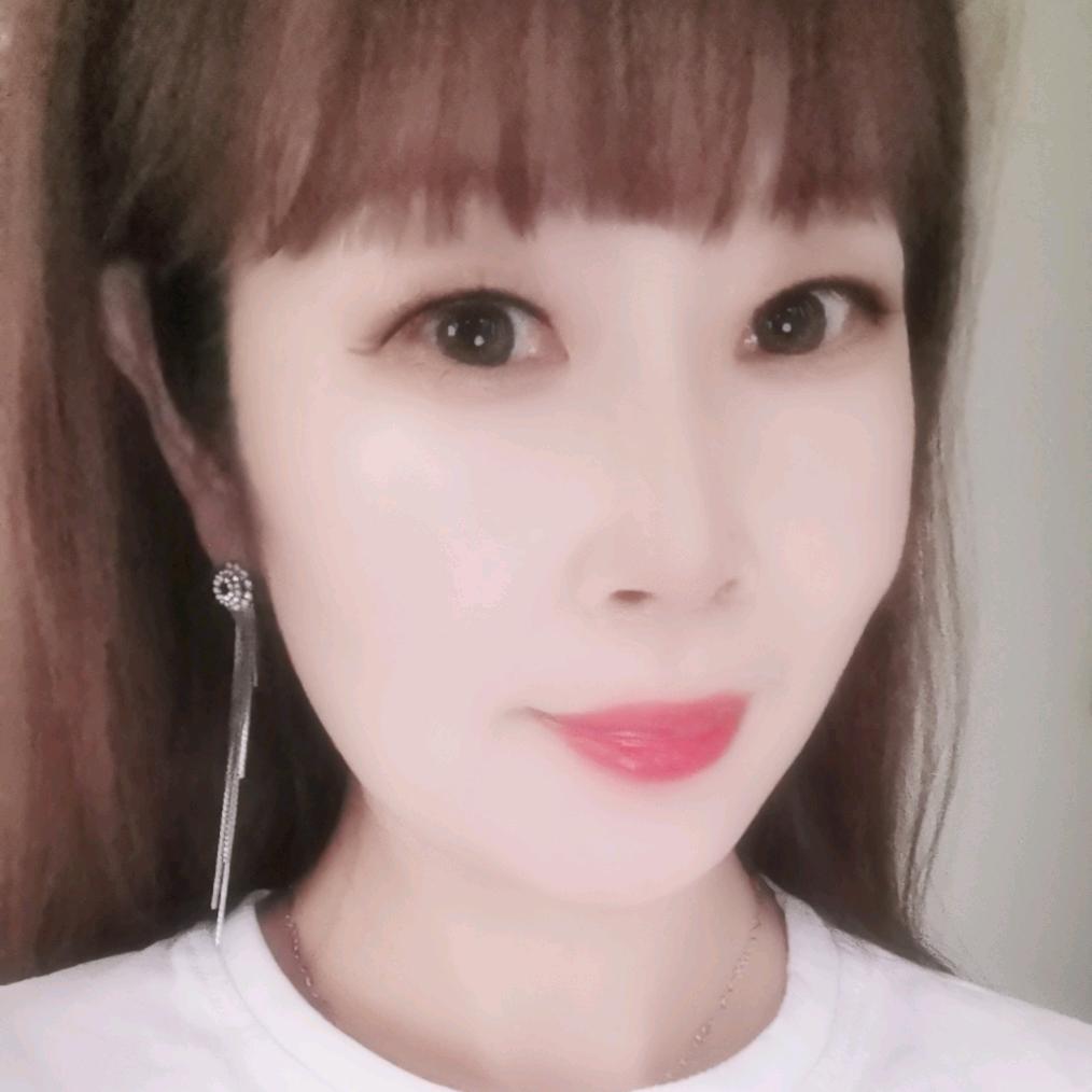 桂霞