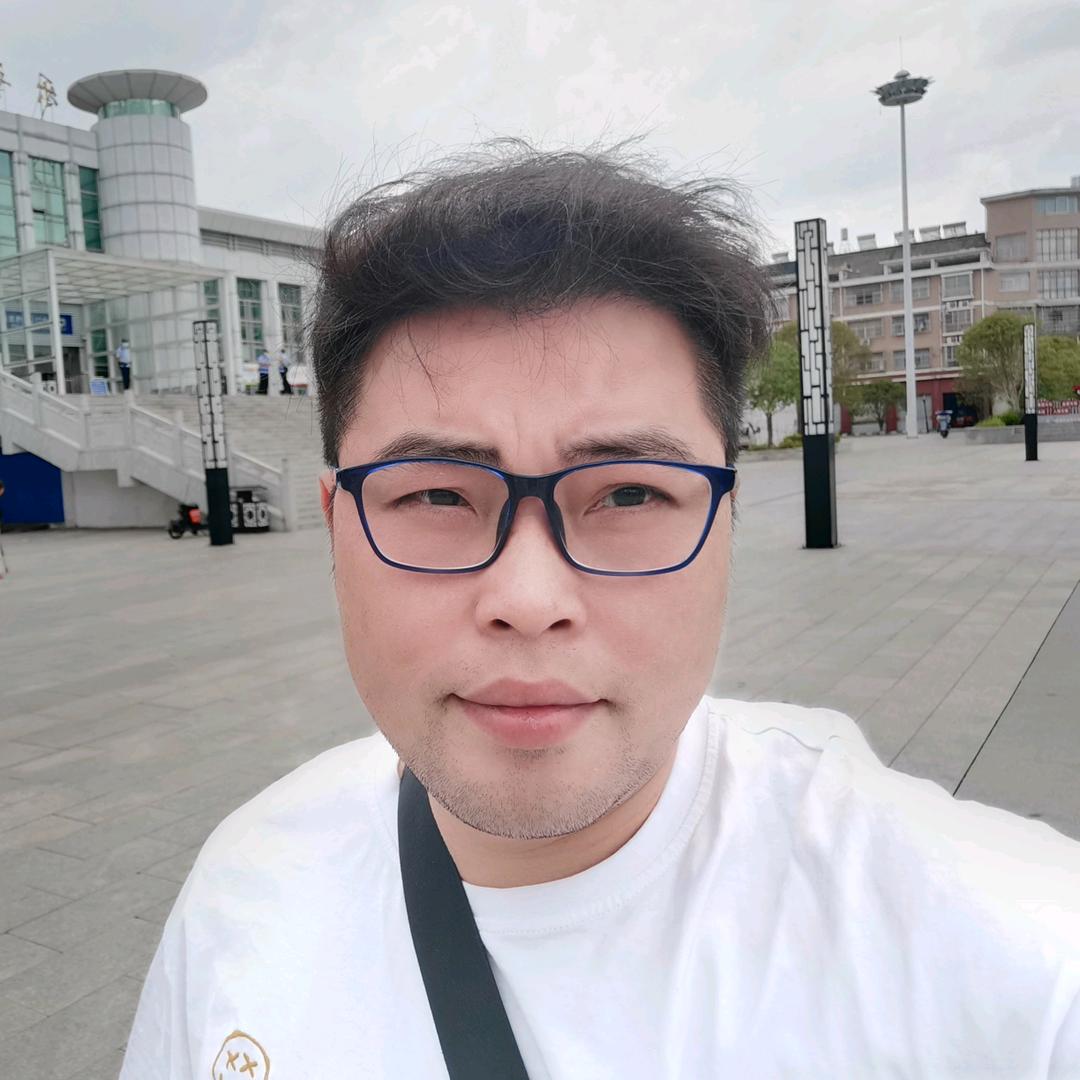Mr 赖