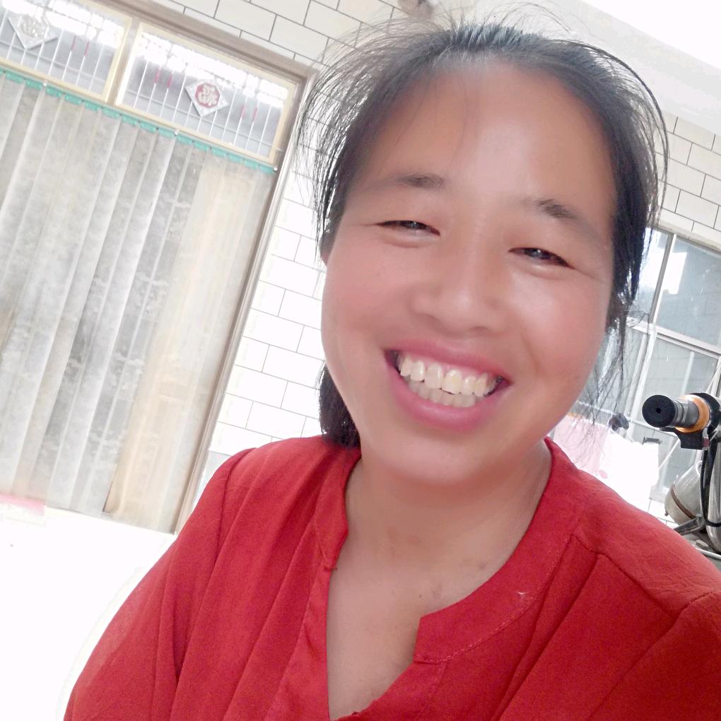 单身三个孩子的妈妈