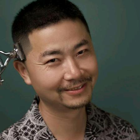 多门男士理发馆•老鹰