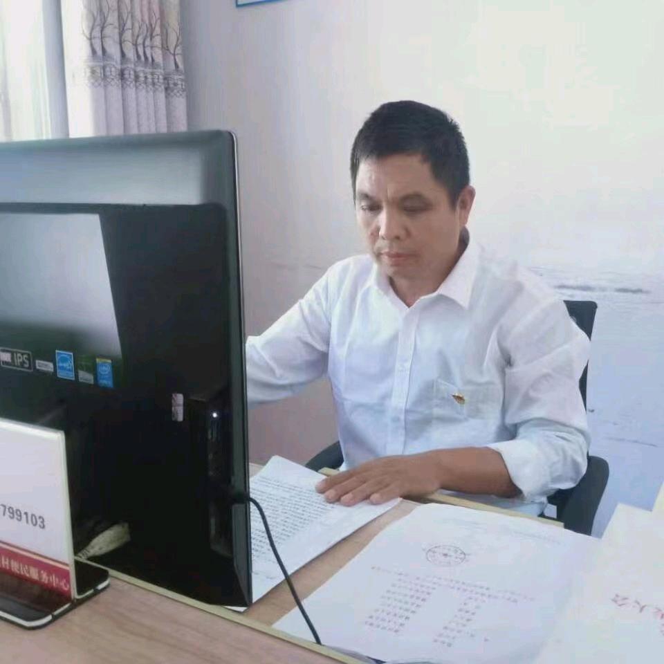 60后退休村支书