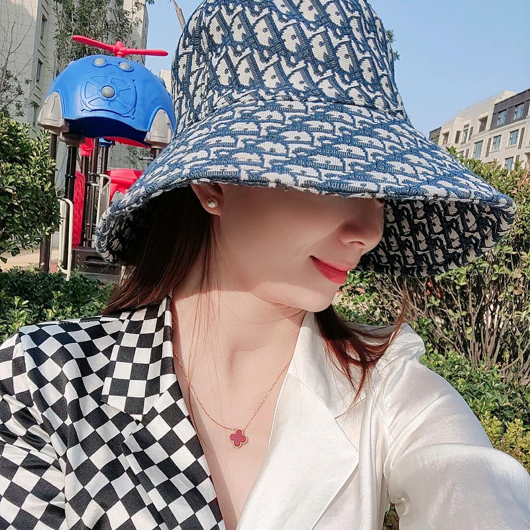 欢欢（爱太珠宝）