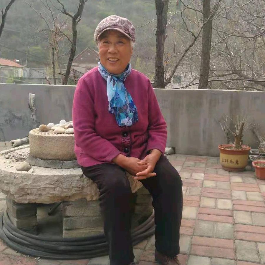 石老太太讲故事