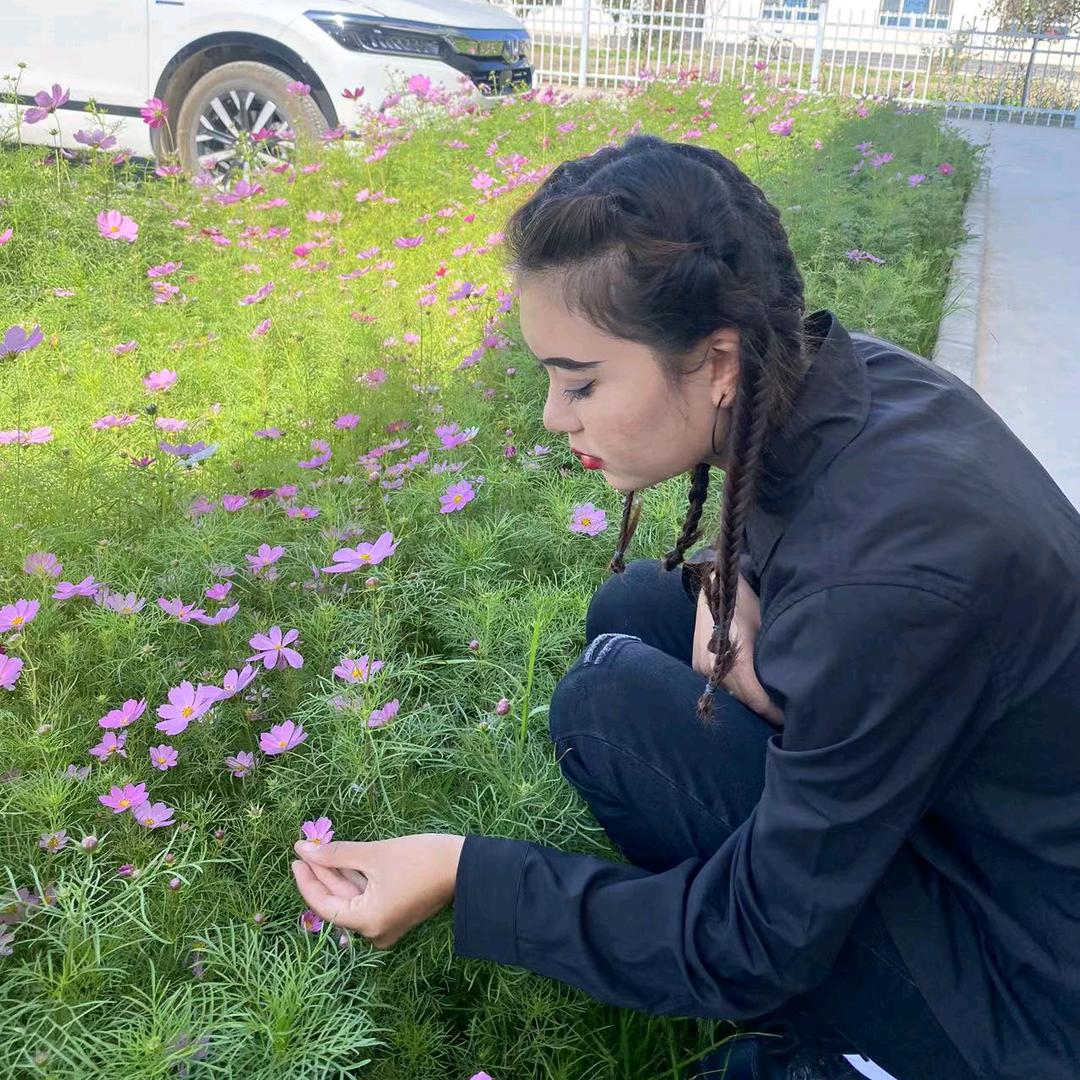 mikray  🙆‍♀️